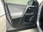 2017 RAV4 Thumbnail 16