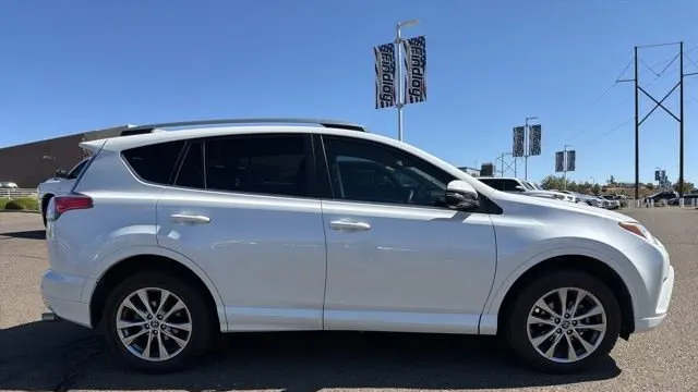 2018 Toyota RAV4 Platinum