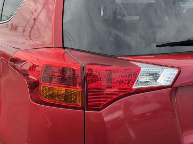 2015 Toyota RAV4 - $15,500