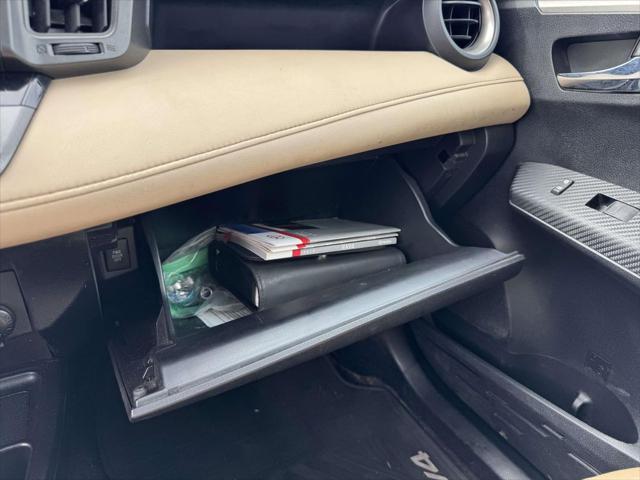 2015 Toyota RAV4 - $15,500