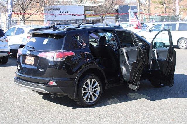 2017 Toyota RAV4 - $15,989