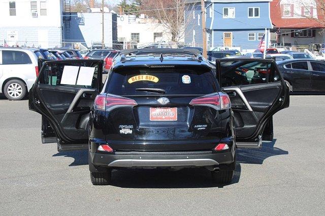 2017 Toyota RAV4 - $15,989