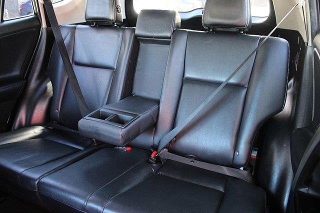 2017 Toyota RAV4 - $15,989