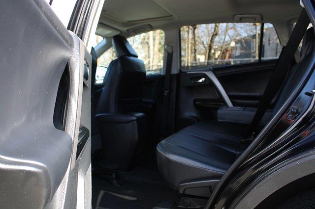2017 Toyota RAV4 - $15,989