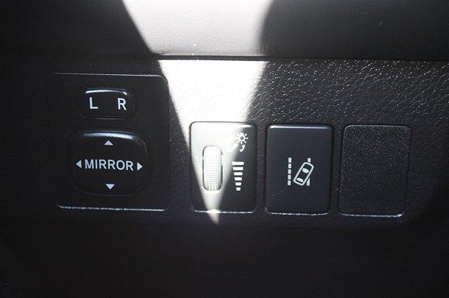 2017 Toyota RAV4 - $15,989
