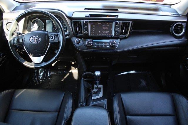 2017 Toyota RAV4 - $15,989