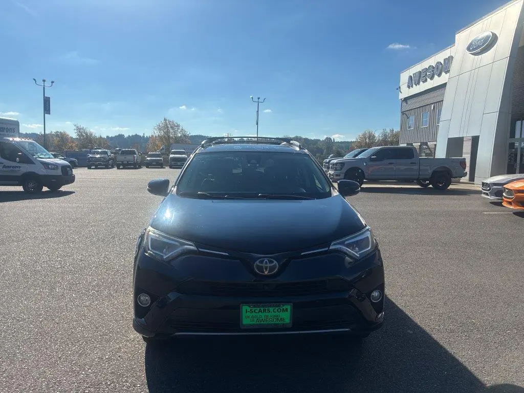 2017 Toyota RAV4 - $15,900