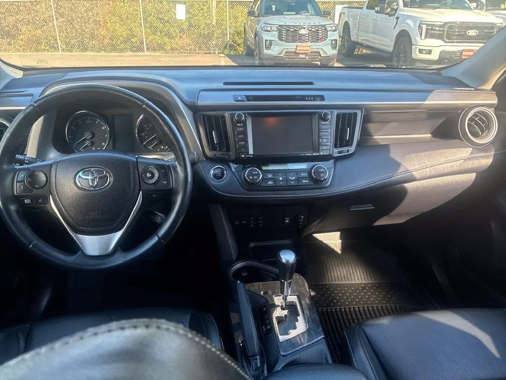 2017 Toyota RAV4 - $15,900