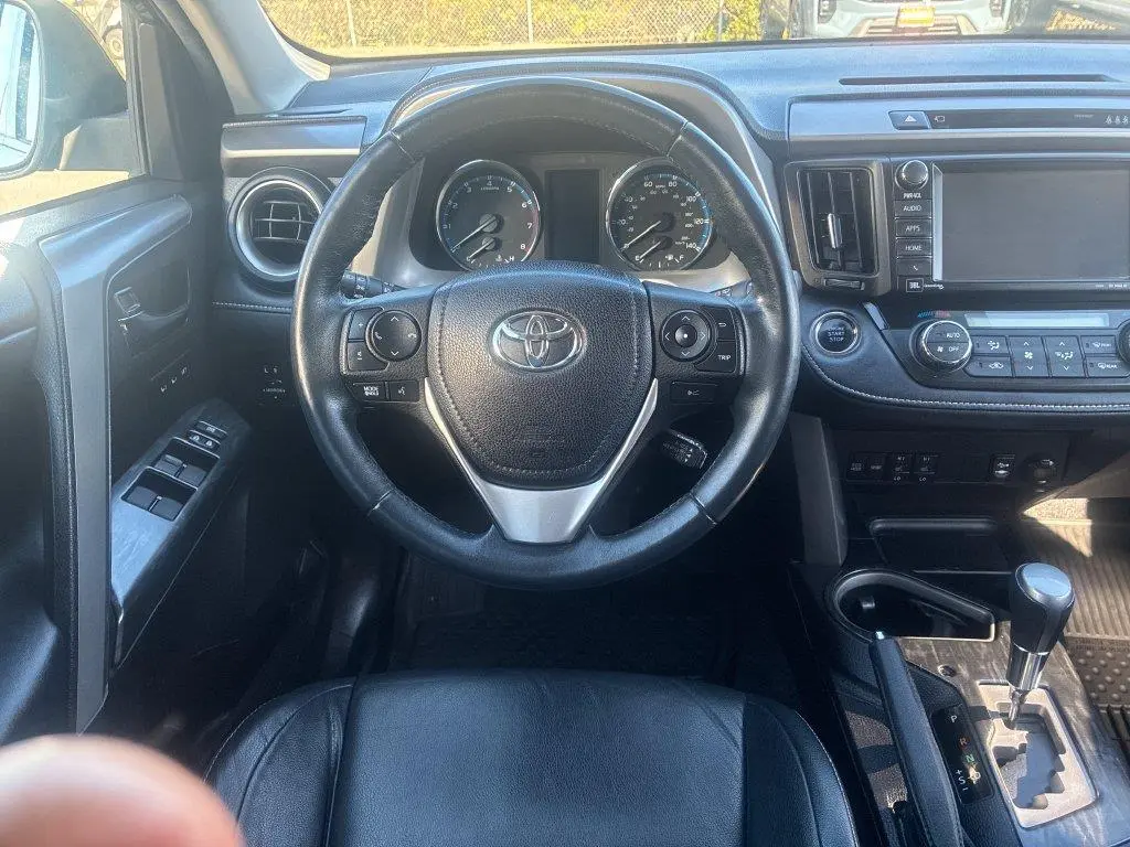 2017 Toyota RAV4 - $15,900