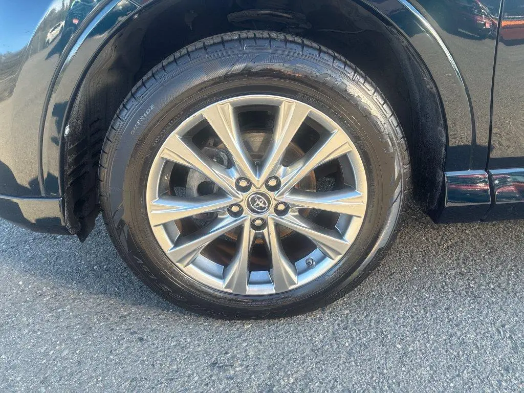2017 Toyota RAV4 - $15,900