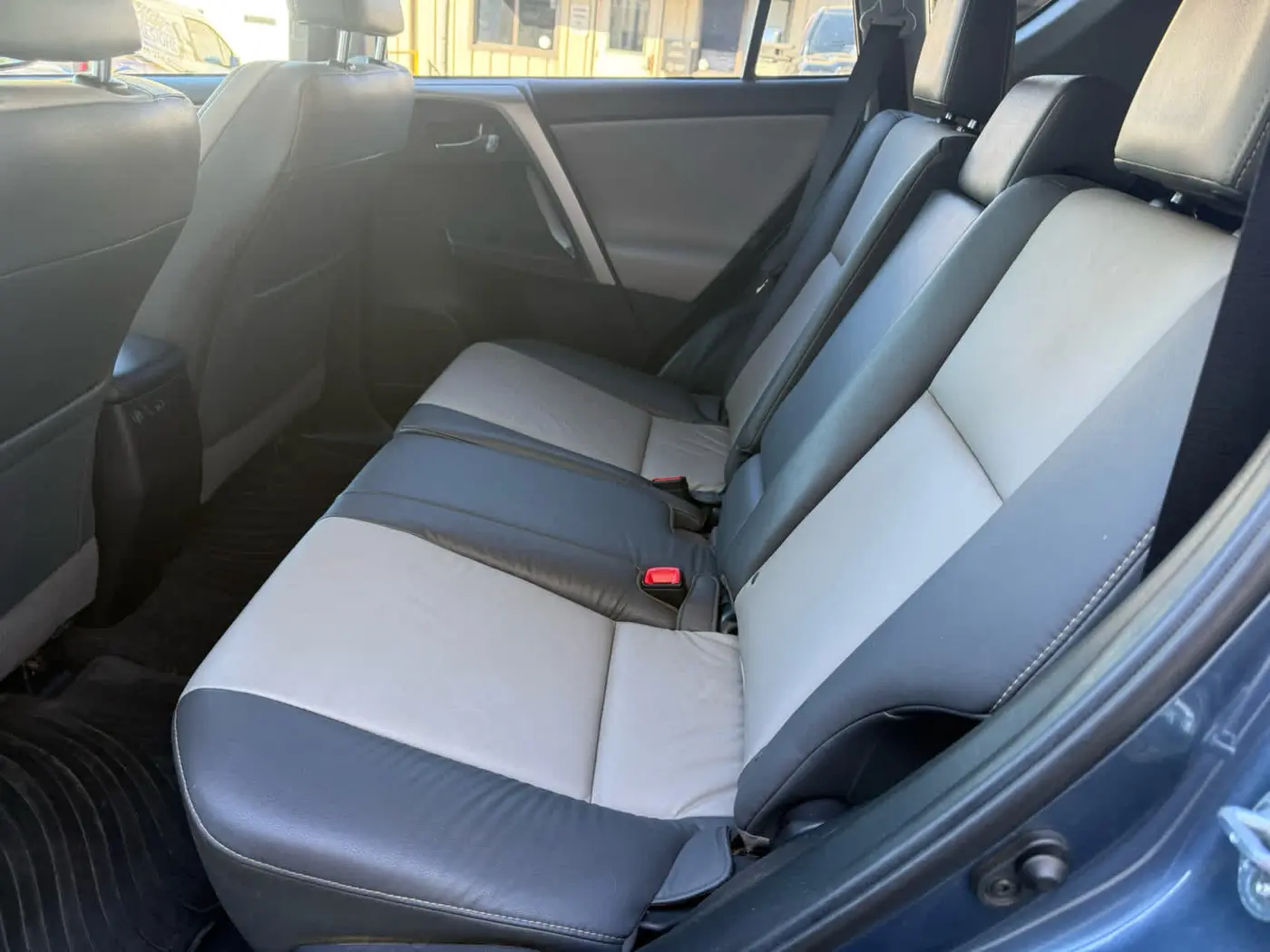 2014 Toyota RAV4 - $11,900