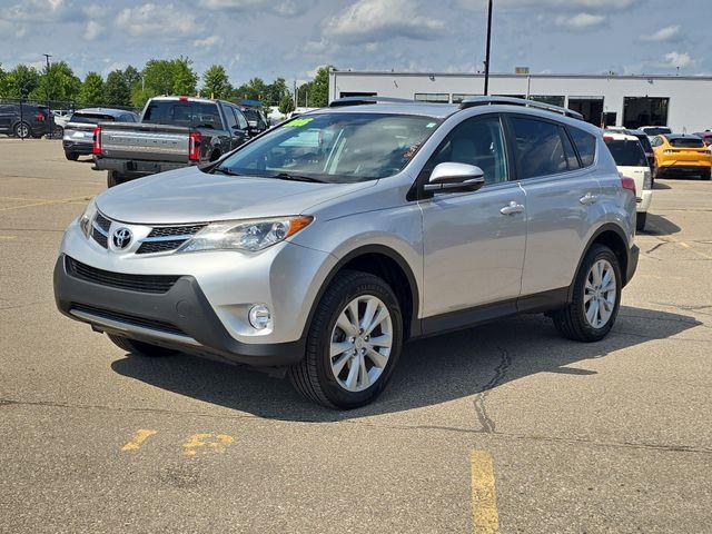 2015 Toyota RAV4 Limited — photo 1 of 12