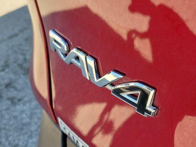 2020 Toyota RAV4 - $33,789