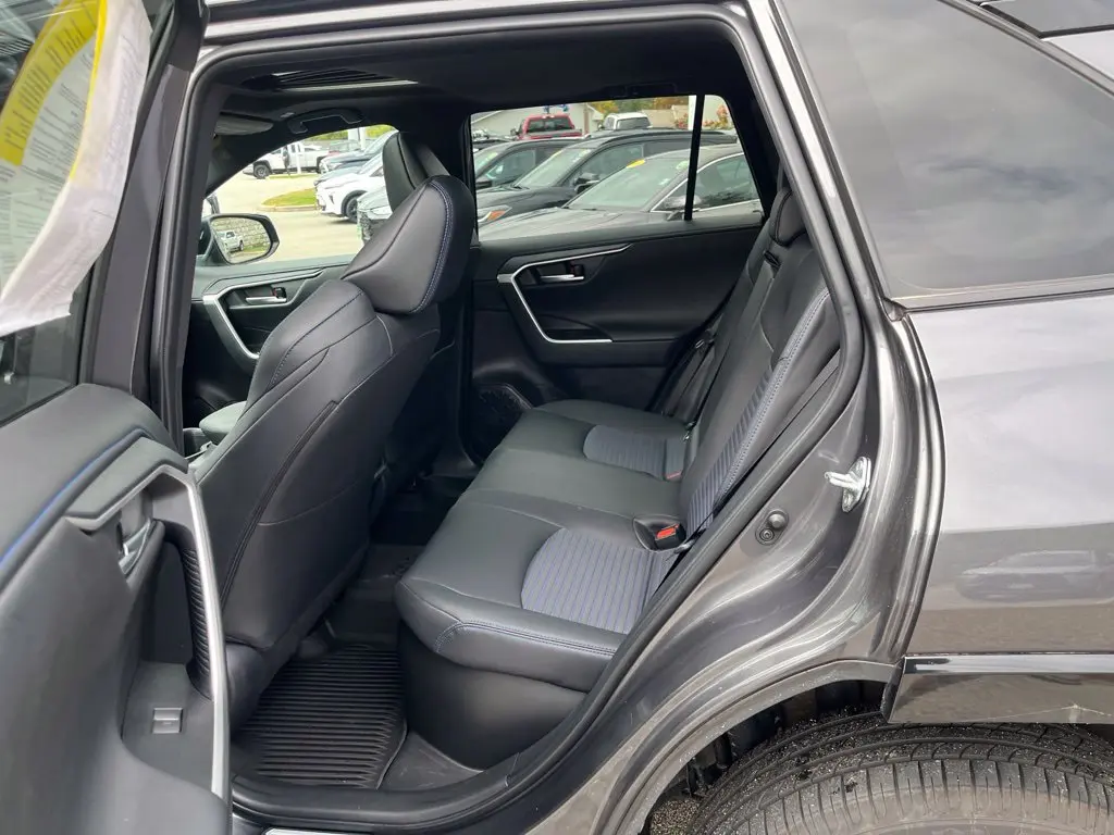 2025 Toyota RAV4 - $39,685