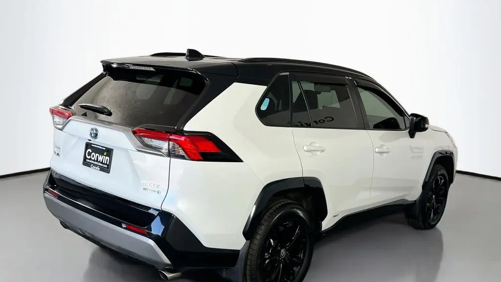 2023 Toyota RAV4 Hybrid XSE