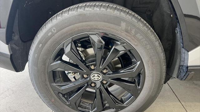 2024 Toyota RAV4 Hybrid XSE