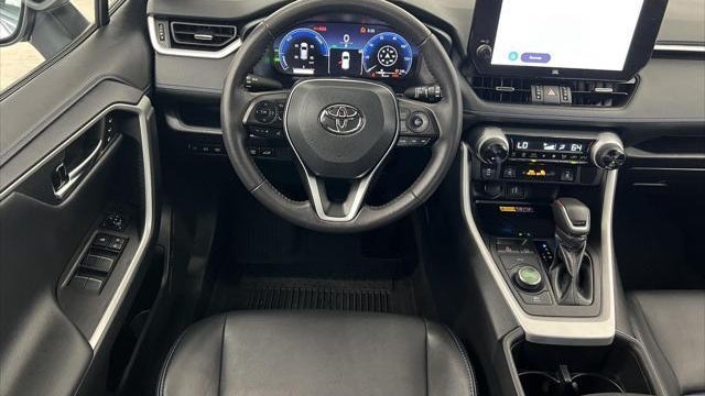 2024 Toyota RAV4 Hybrid XSE