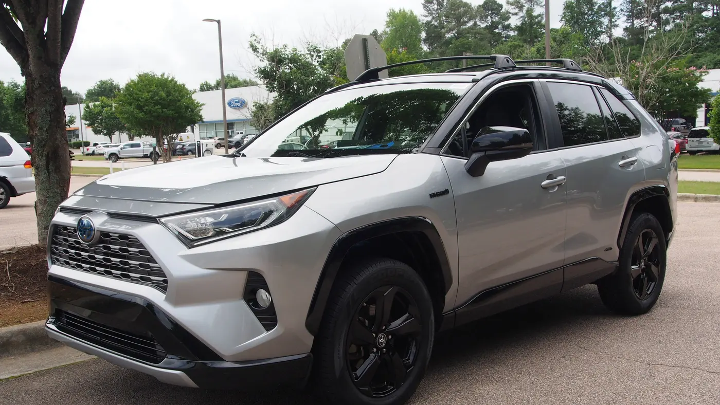 2019 Toyota RAV4 Hybrid XSE