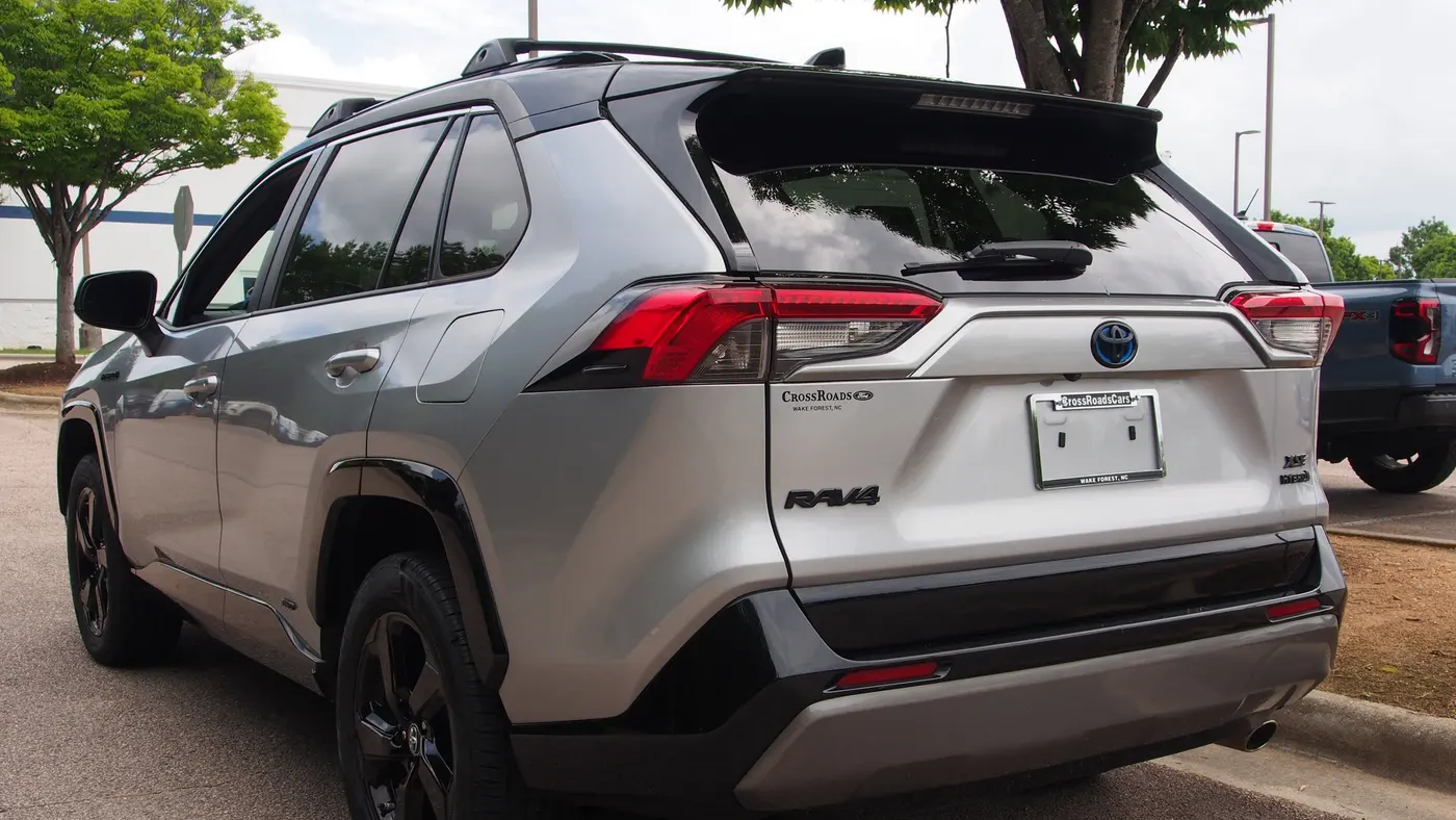 2019 Toyota RAV4 Hybrid XSE
