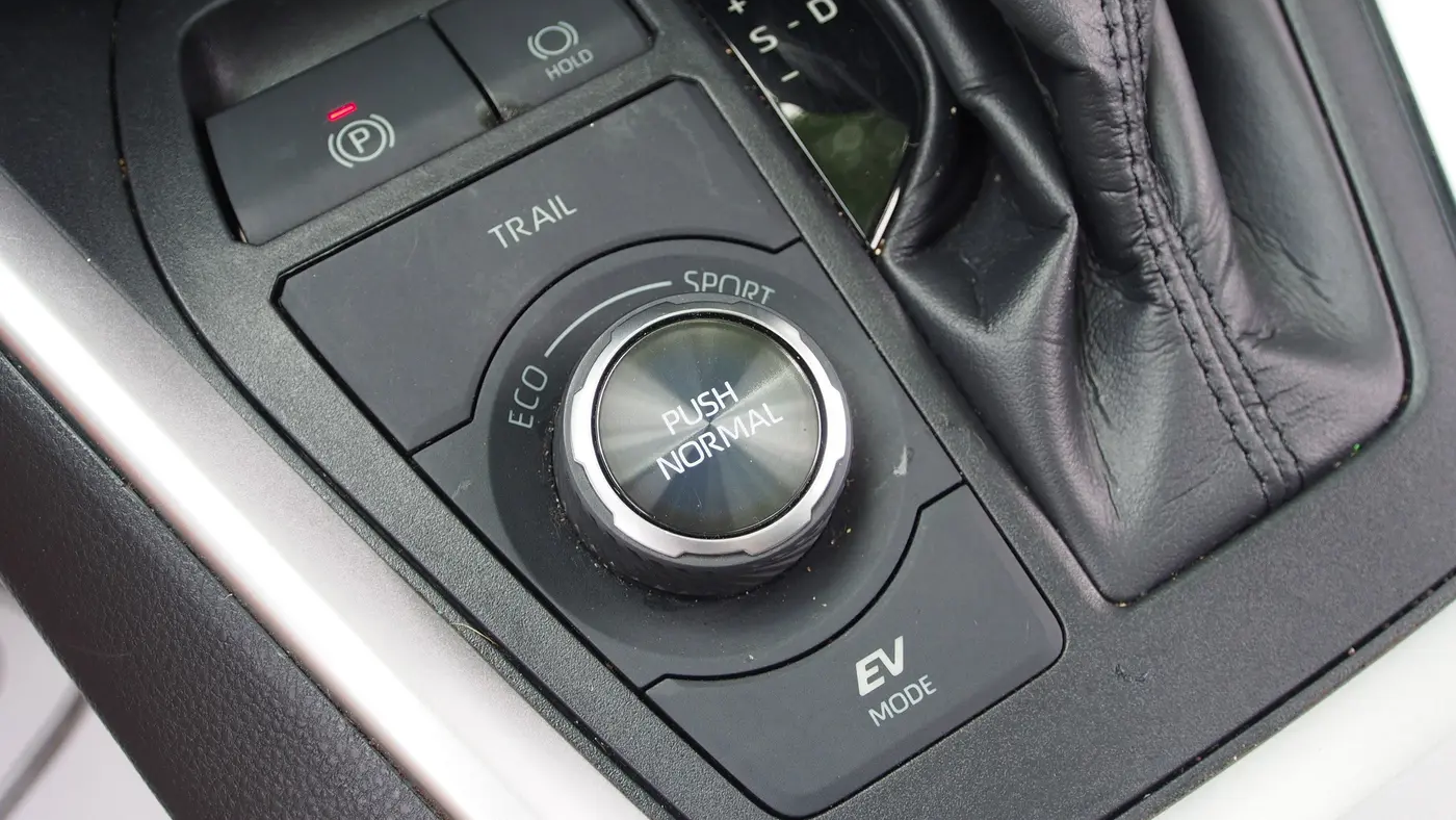 2019 Toyota RAV4 Hybrid XSE