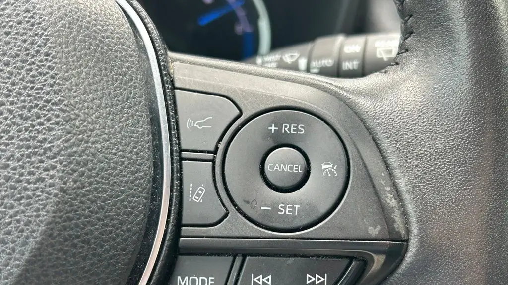 2020 Toyota RAV4 Hybrid XSE