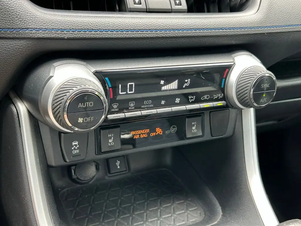 2020 Toyota RAV4 - $19,997