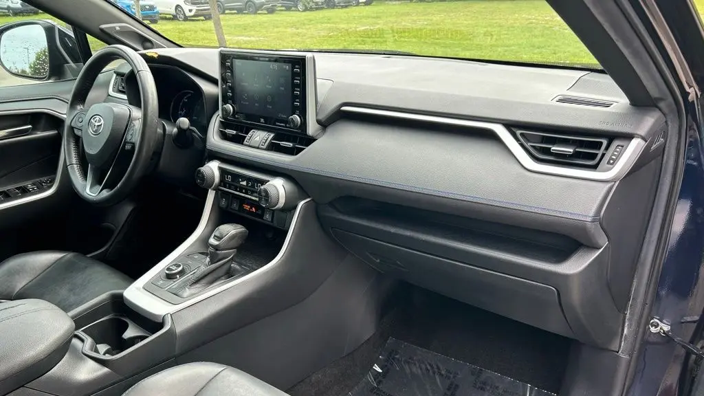 2020 Toyota RAV4 Hybrid XSE
