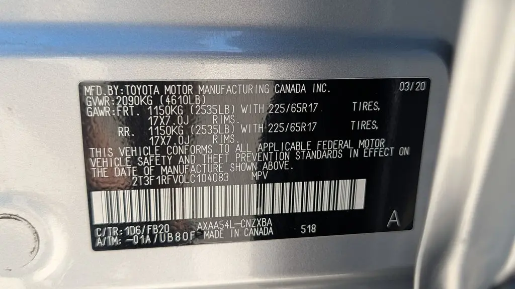2020 Toyota RAV4 LE