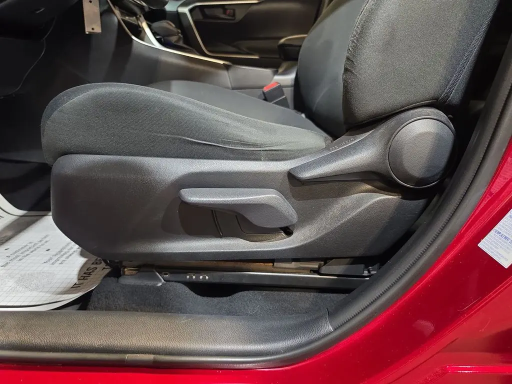 2020 Toyota RAV4 - $24,491