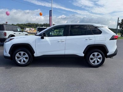 2024 Toyota RAV4 AWD LE 4DR SUV