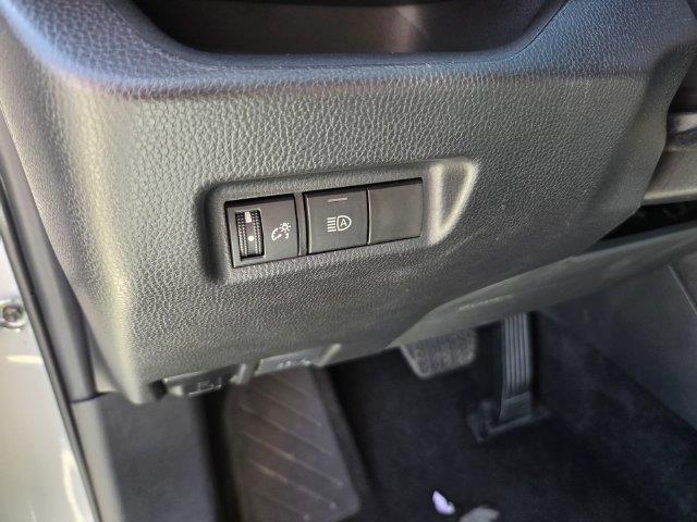 2025 Toyota RAV4 - $28,000