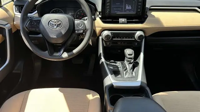 2019 Toyota RAV4 LE