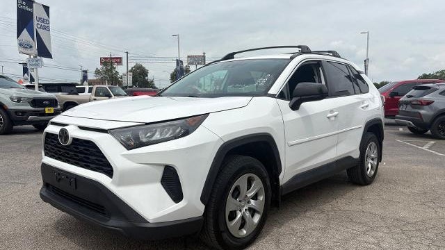 2020 Toyota RAV4 LE