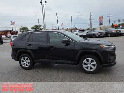 2025 Toyota RAV4 AWD LE 4DR SUV