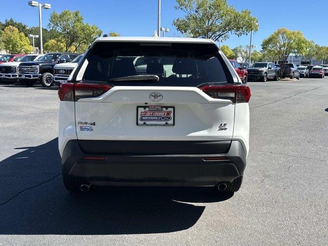 2019 Toyota RAV4 - $14,989