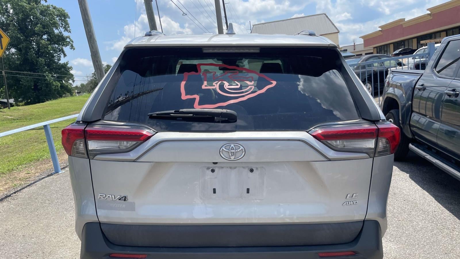 2019 Toyota RAV4 LE