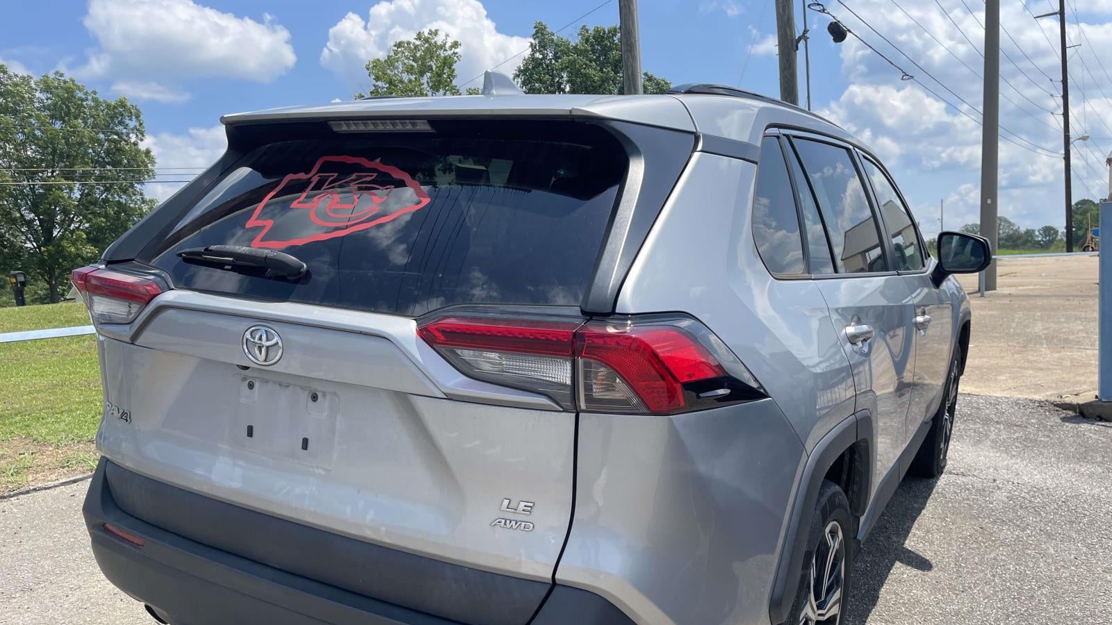 2019 Toyota RAV4 LE