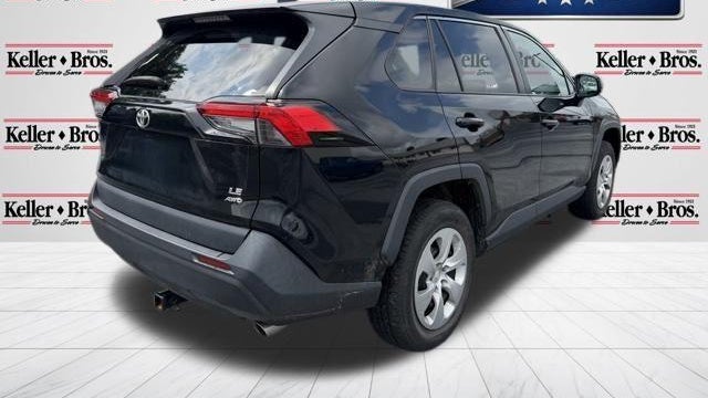 2023 Toyota RAV4 LE