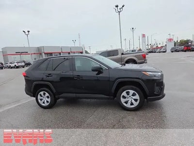 2025 Toyota RAV4 AWD LE 4DR SUV