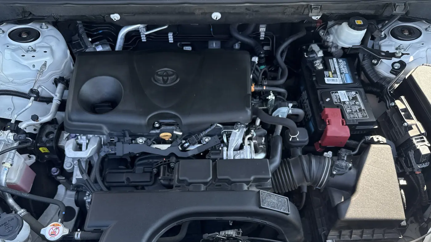 2020 Toyota RAV4 LE