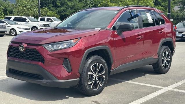 2020 Toyota RAV4 LE
