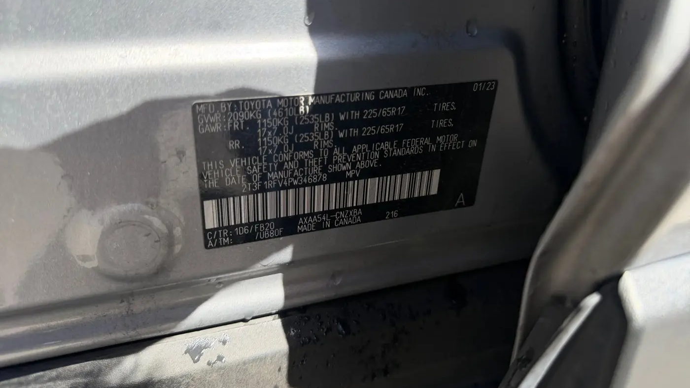 2023 Toyota RAV4 LE
