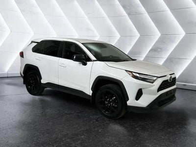 2024 Toyota RAV4 AWD LE 4DR SUV
