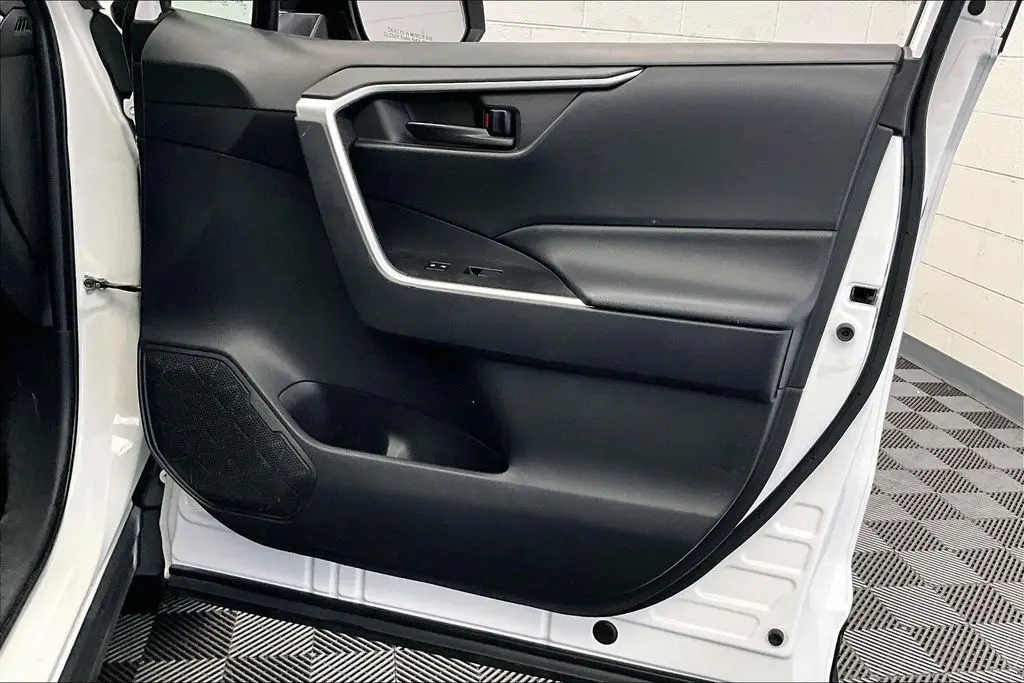 2020 Toyota RAV4 - $23,700