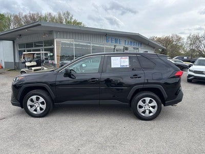 2022 Toyota RAV4 AWD LE 4DR SUV