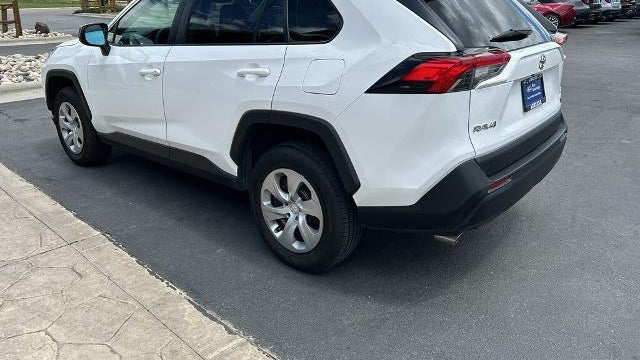 2023 Toyota RAV4 LE
