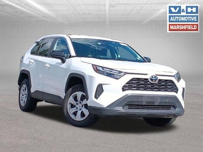 2025 Toyota RAV4 AWD LE 4DR SUV