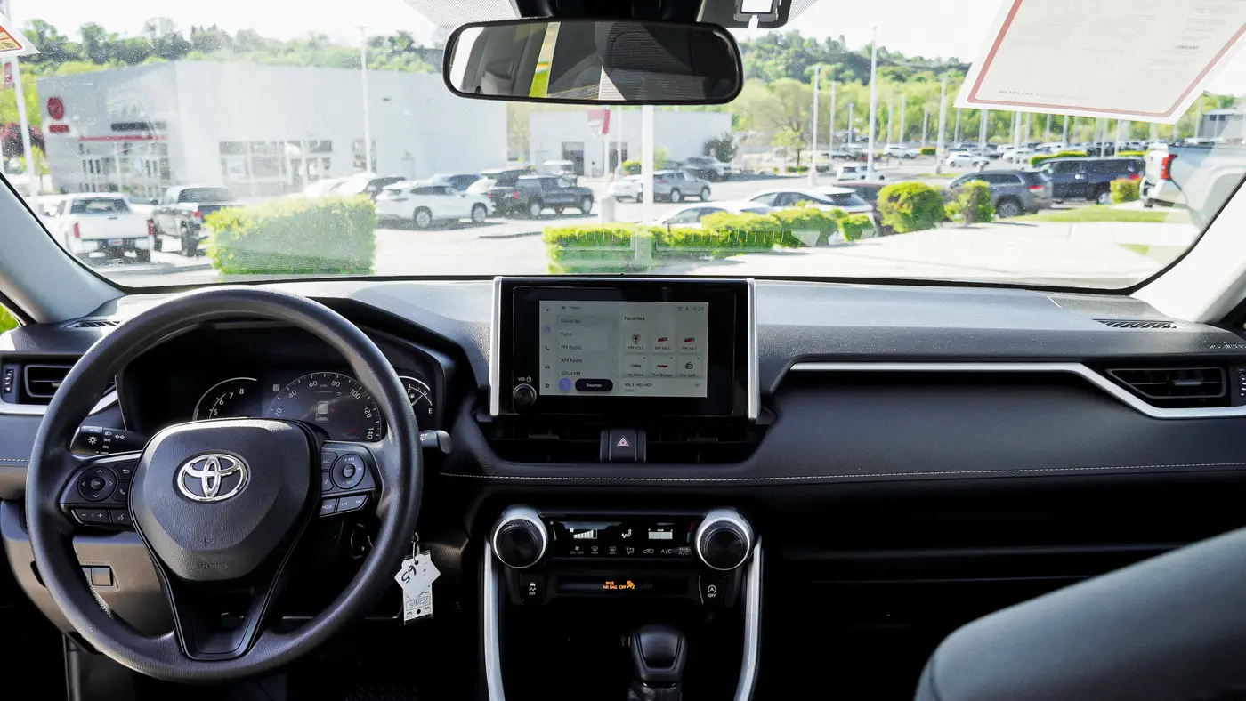 2024 Toyota RAV4 LE