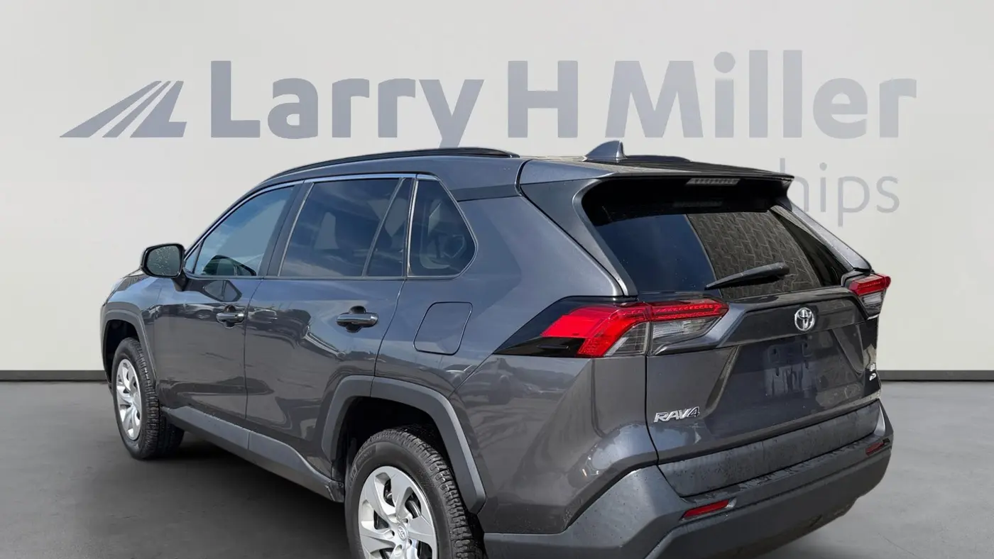 2019 Toyota RAV4 LE