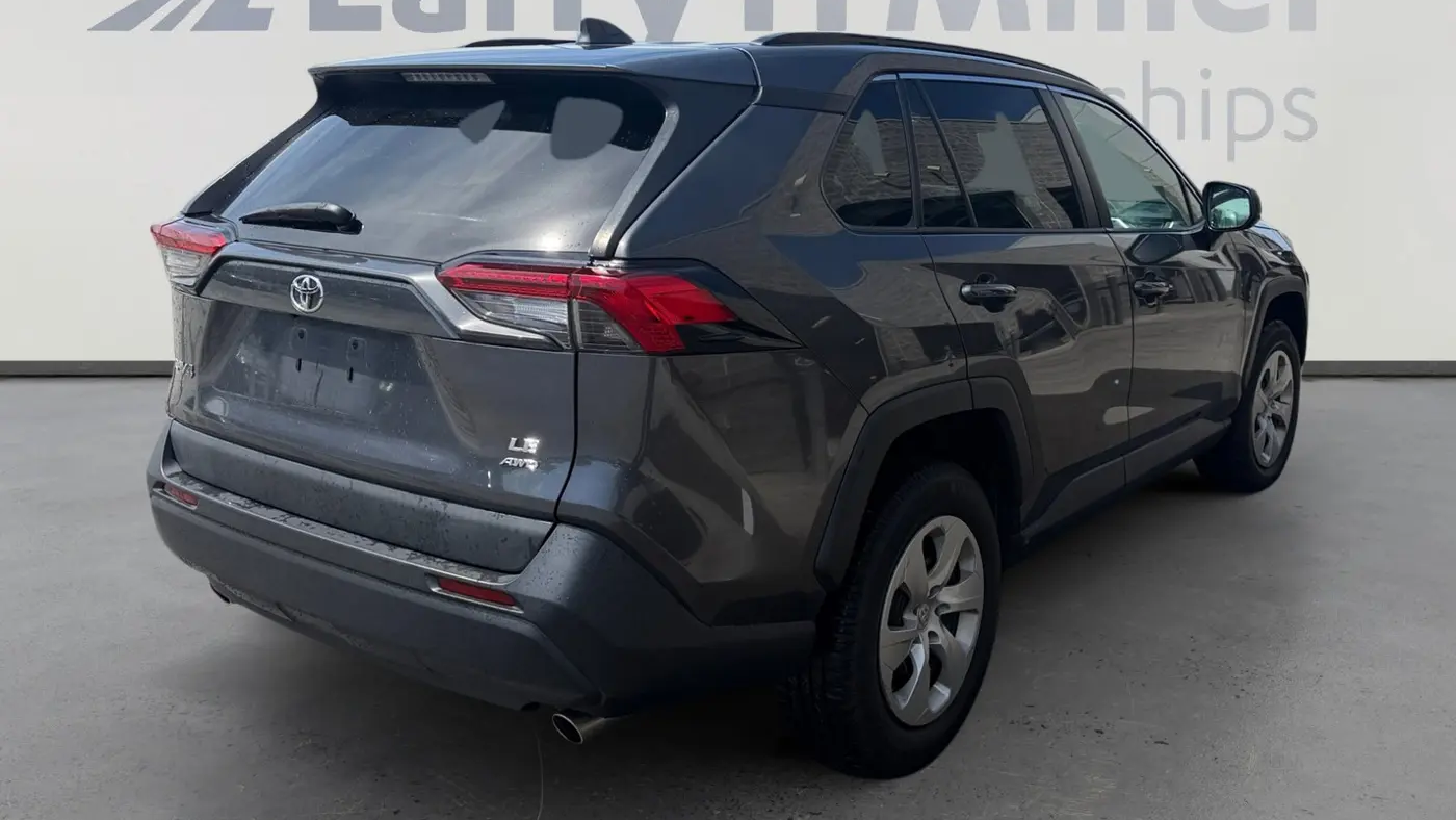 2019 Toyota RAV4 LE